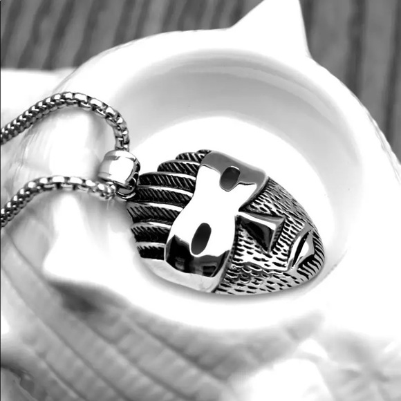 Stainless Steel Chain Mask Pendant Necklace - Picture 2 of 7